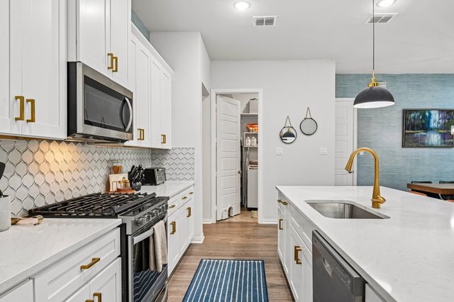 2404 Springhill Avenue, Flower Mound, TX 75028