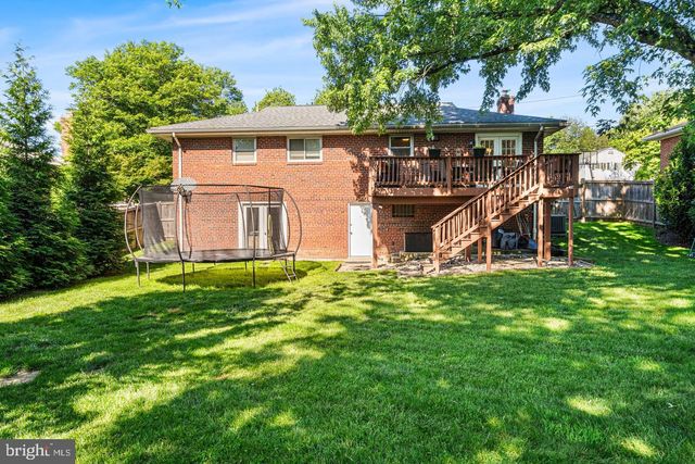 2305 PEGGY LN, Silver Spring, MD 20910