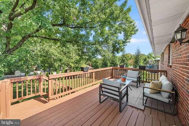 2305 PEGGY LN, Silver Spring, MD 20910