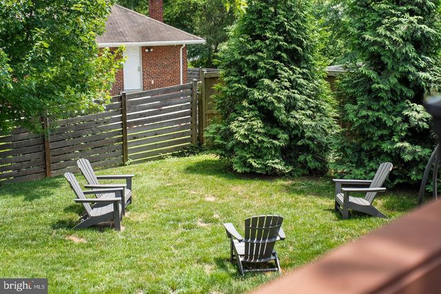 2305 PEGGY LN, Silver Spring, MD 20910