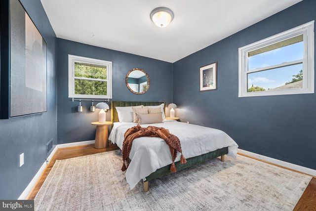 2305 PEGGY LN, Silver Spring, MD 20910