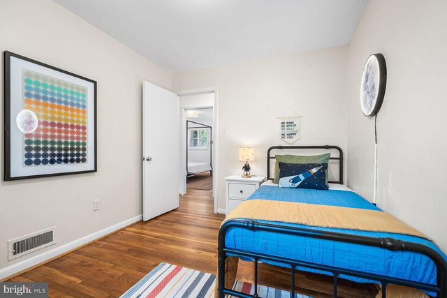 2305 PEGGY LN, Silver Spring, MD 20910