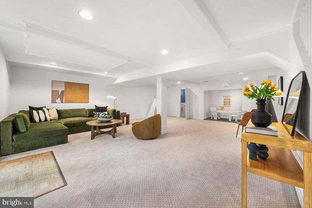 2305 PEGGY LN, Silver Spring, MD 20910