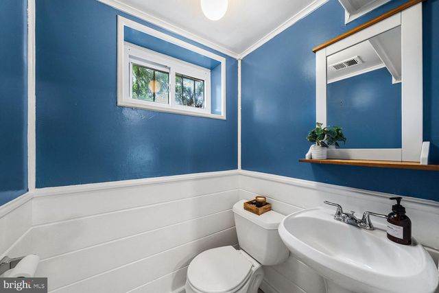 2305 PEGGY LN, Silver Spring, MD 20910