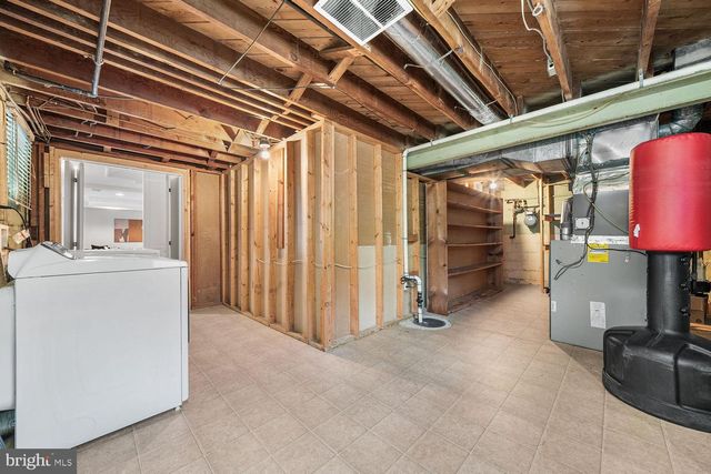 2305 PEGGY LN, Silver Spring, MD 20910