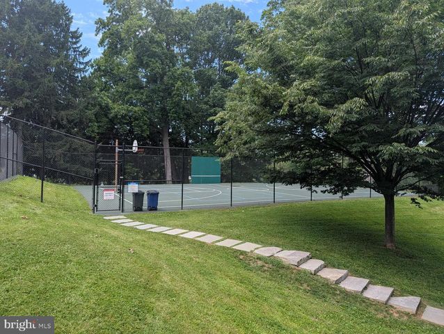 2305 PEGGY LN, Silver Spring, MD 20910