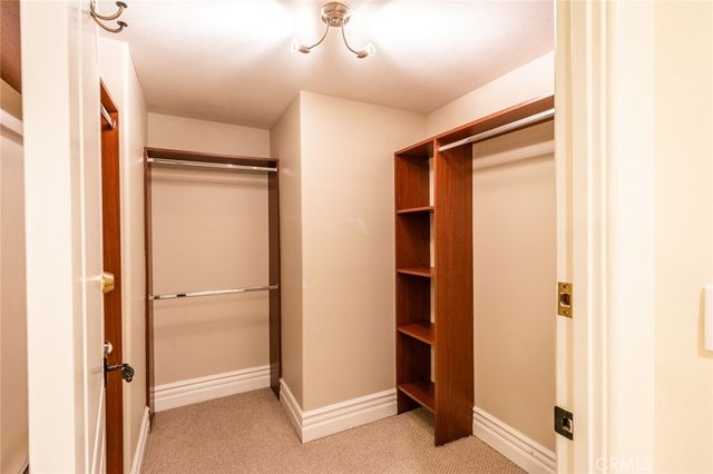 10862 Bloomfield 203, Toluca Lake, CA 91602