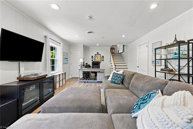 1621 Neelley Road, Pleasant Garden, NC 27313
