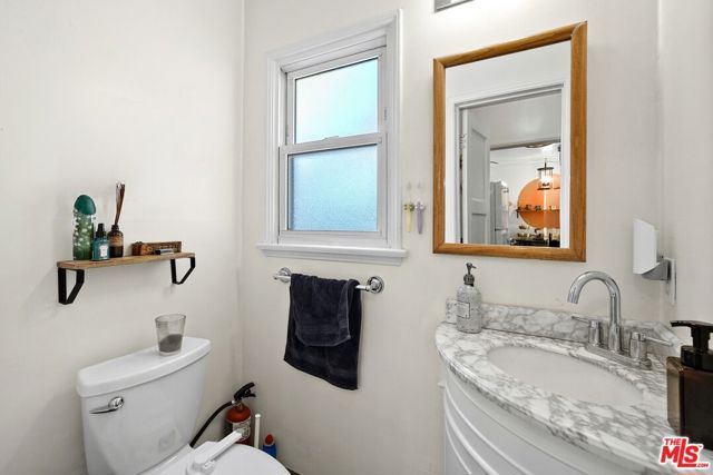 17646 Delano Street, Los Angeles, CA 91316
