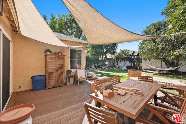 17646 Delano Street, Los Angeles, CA 91316