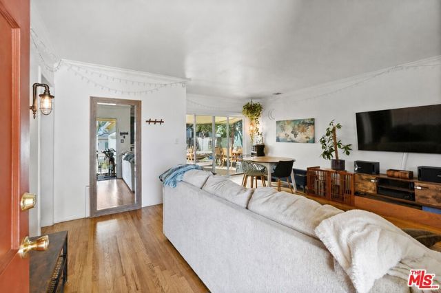 17646 Delano Street, Los Angeles, CA 91316