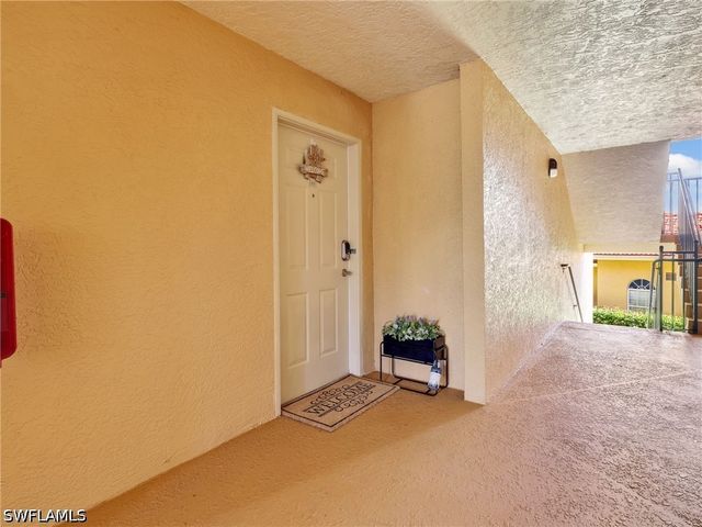8659 River Homes LN 1202, Bonita Springs, FL 34135