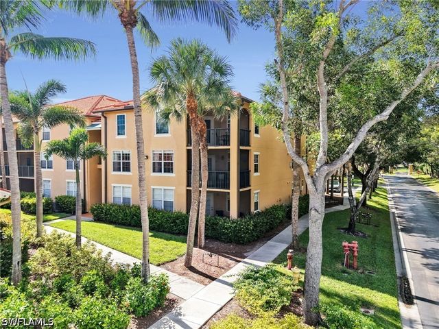 8659 River Homes LN 1202, Bonita Springs, FL 34135