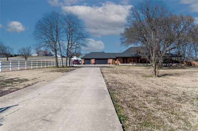 9225 E 116th Street North, Owasso, OK 74055