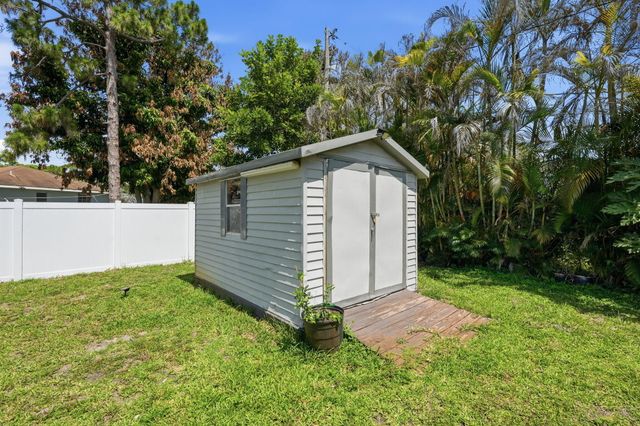 102 NW Peach Street, Port St. Lucie, Port St Lucie, FL 34983