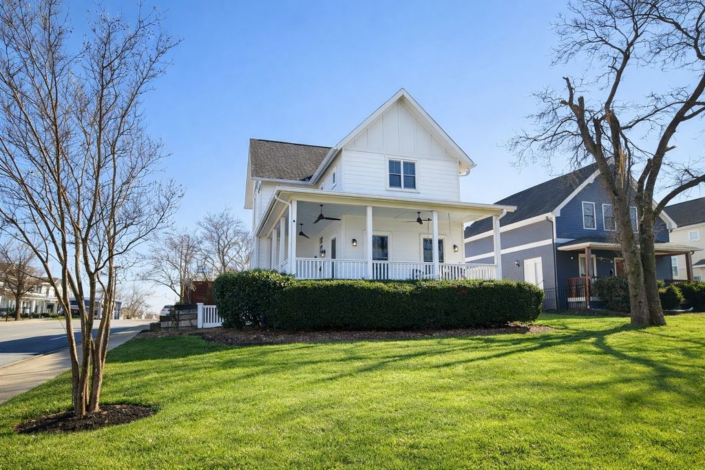 2012 12th Ave, S, Nashville, TN 37204