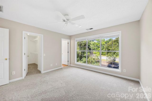6004 Downfield Wood Drive, Charlotte, NC 28269