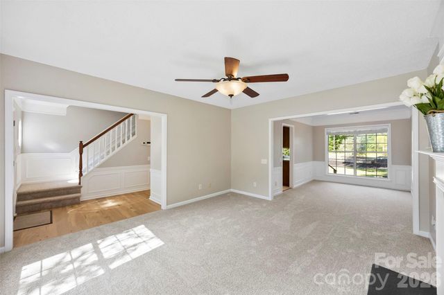 6004 Downfield Wood Drive, Charlotte, NC 28269