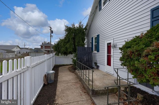 1492 LEONARD ST, York, PA 17404