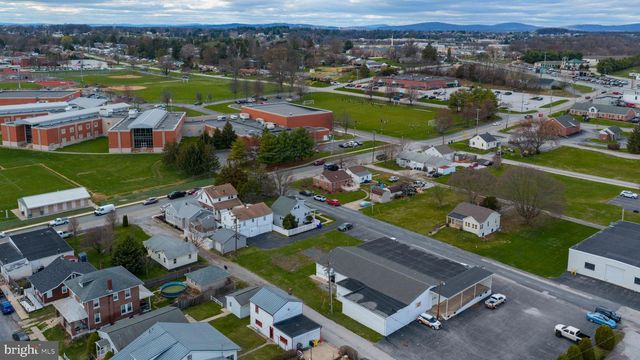 1492 LEONARD ST, York, PA 17404