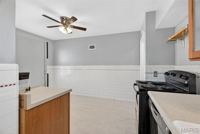 9233 Meadowbrook Lane, Overland, MO 63114
