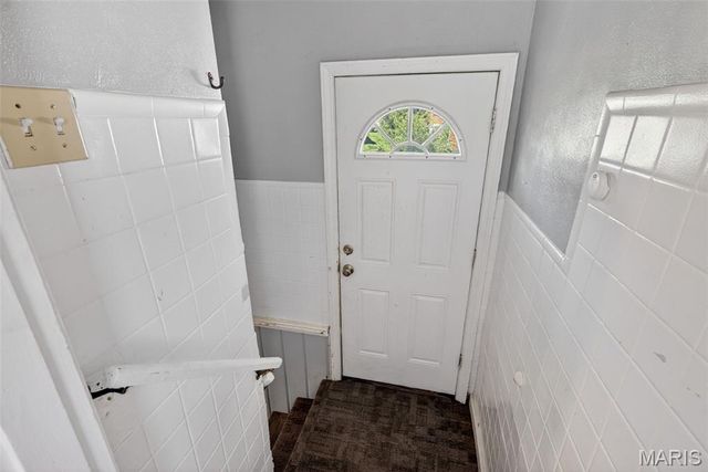 9233 Meadowbrook Lane, Overland, MO 63114