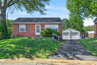 9233 Meadowbrook Lane, Overland, MO 63114