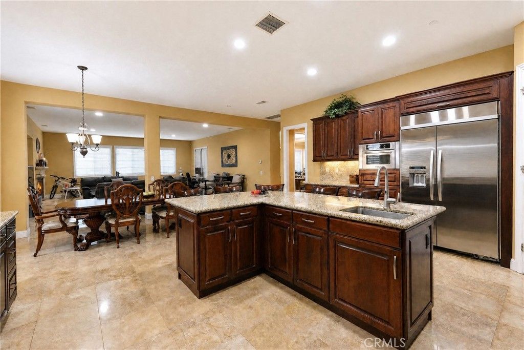 1115 Maravilla, Corona, CA 92881 — photo 3