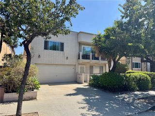 1331 Berkeley 3, Santa Monica, CA 90404