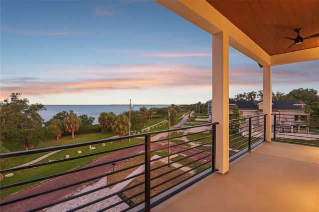 96 SHORE DRIVE, Tarpon Springs, FL 34689