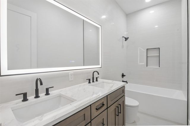 96 SHORE DRIVE, Tarpon Springs, FL 34689