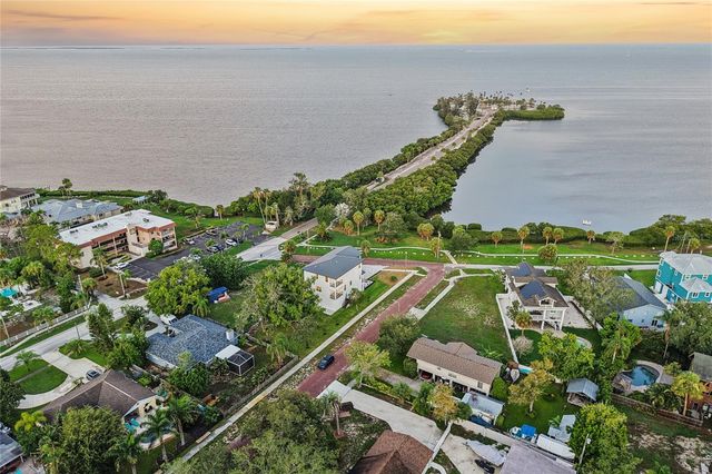 96 SHORE DRIVE, Tarpon Springs, FL 34689