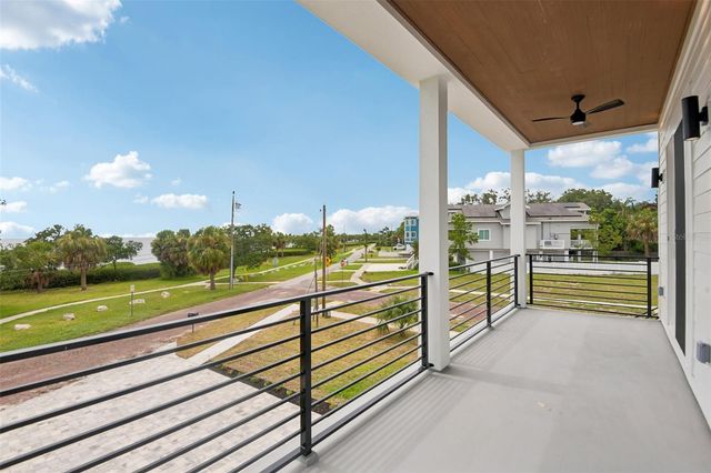 96 SHORE DRIVE, Tarpon Springs, FL 34689