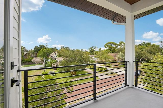96 SHORE DRIVE, Tarpon Springs, FL 34689