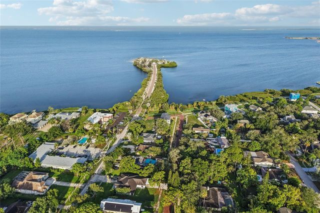 96 SHORE DRIVE, Tarpon Springs, FL 34689
