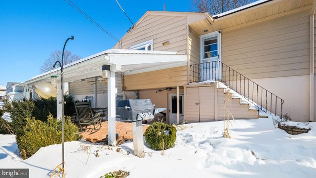 3125 MERRITT PKWY, Reading, PA 19608