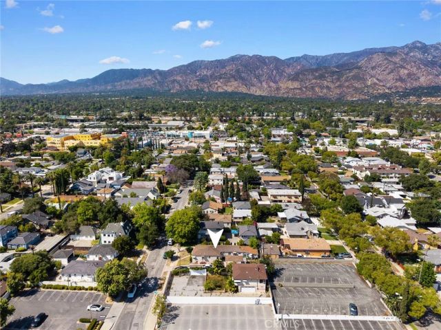 44 N Berkeley Avenue, Pasadena, CA 91107