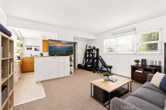 44 N Berkeley Avenue, Pasadena, CA 91107