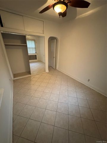 16008 12th Road, Beechhurst, NY 11357