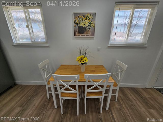 8035 Donna Street, Westland, MI 48185