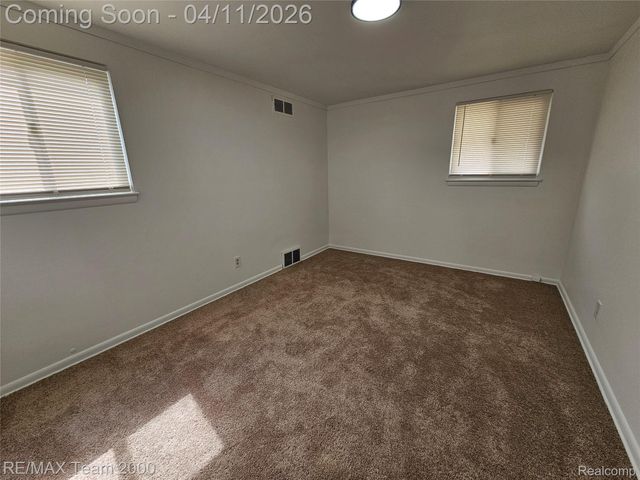 8035 Donna Street, Westland, MI 48185