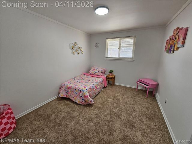 8035 Donna Street, Westland, MI 48185