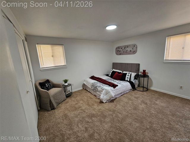 8035 Donna Street, Westland, MI 48185