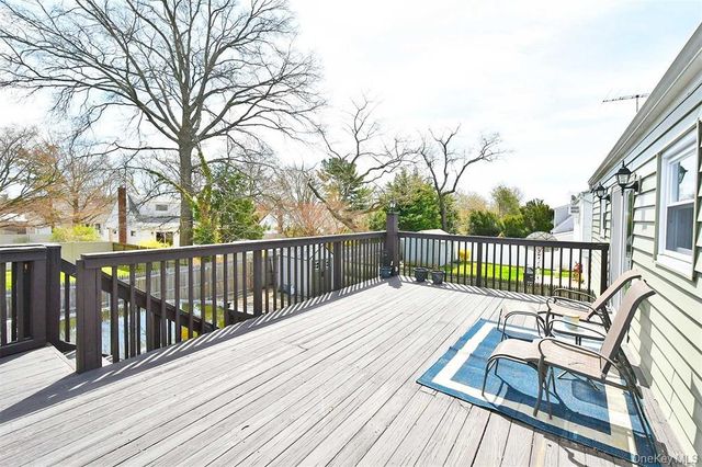 134 11th Avenue, Huntington, NY 11746