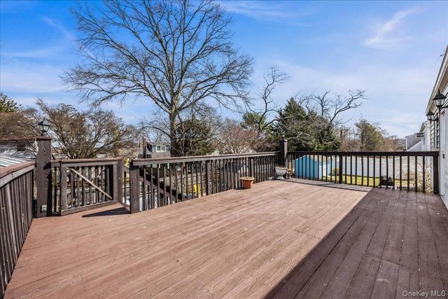 134 11th Avenue, Huntington, NY 11746