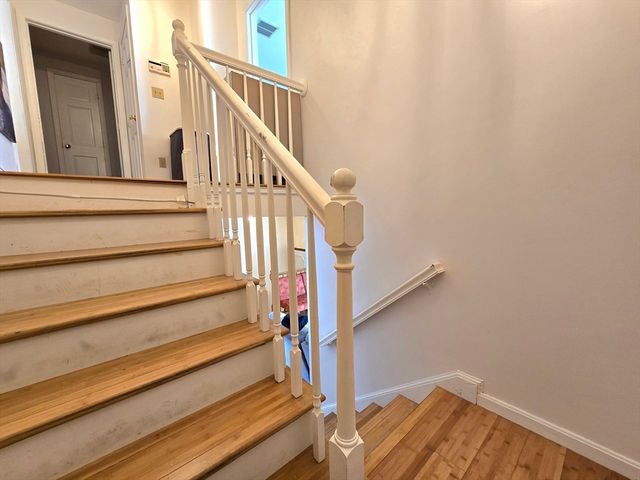 4 Villa Roma Dr 4, Tewksbury, MA 01876