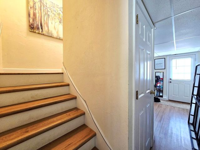 4 Villa Roma Dr 4, Tewksbury, MA 01876