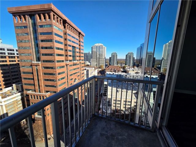 44 Peachtree NE Place 1931, Atlanta, GA 30309