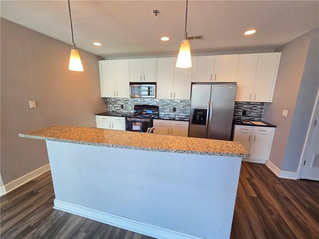 44 Peachtree NE Place 1931, Atlanta, GA 30309