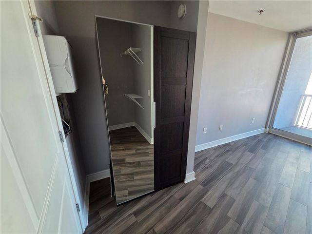 44 Peachtree NE Place 1931, Atlanta, GA 30309